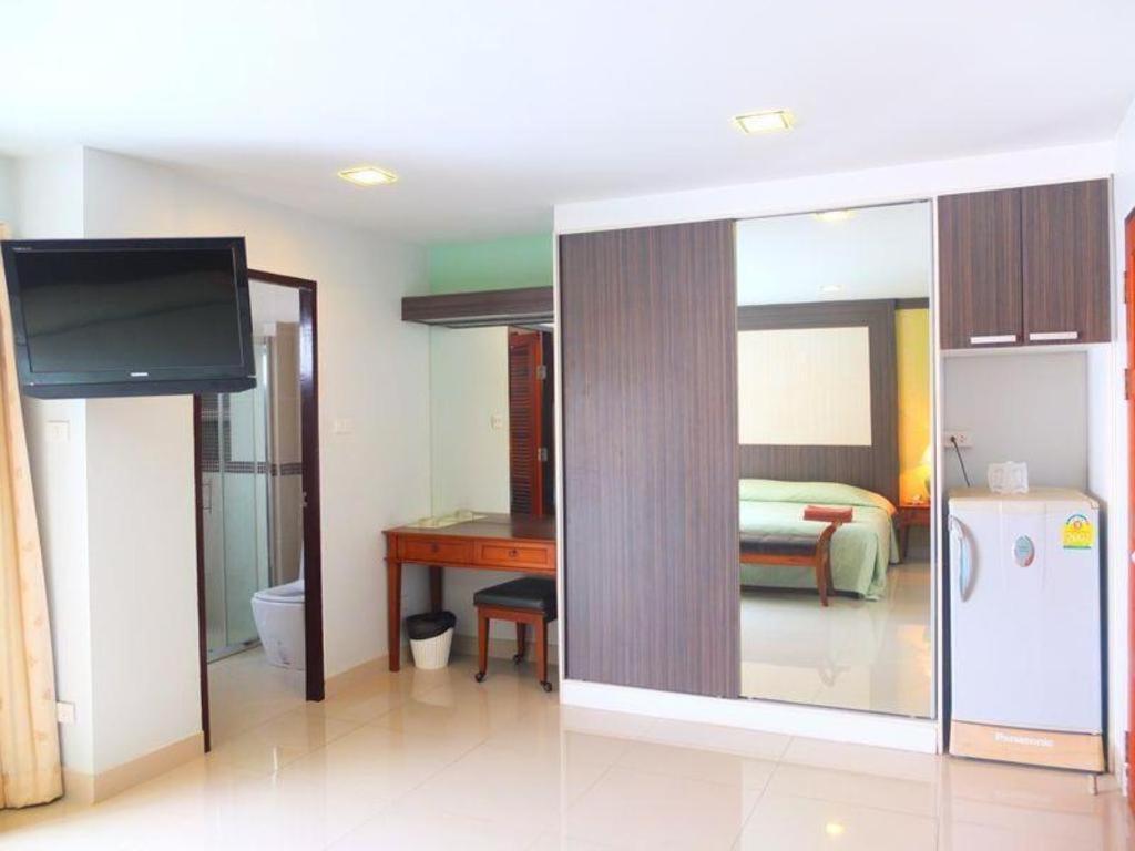Diamond Place Hotel